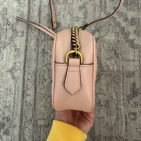 GG Marmont Mini Shoulder Bag - Picture 5 of 14